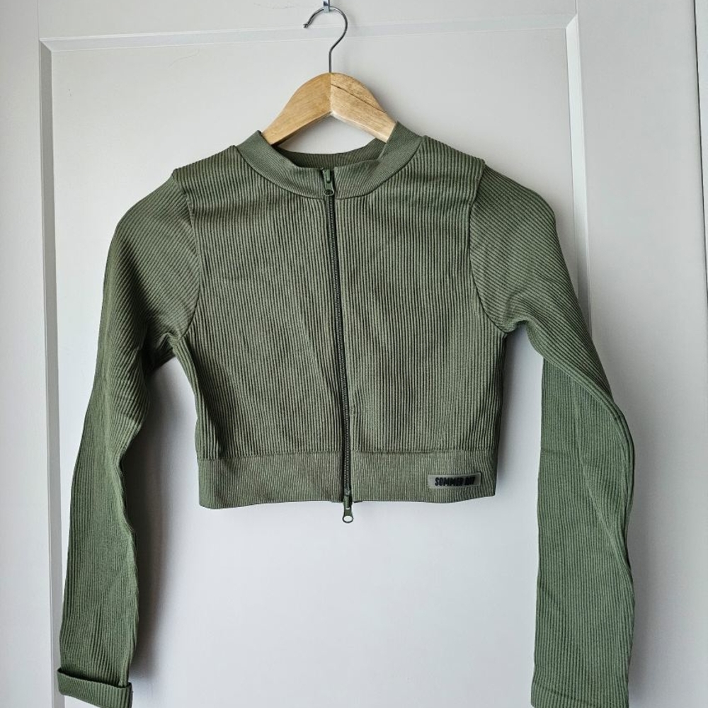 Green Ribbed Zip-Up Jacket